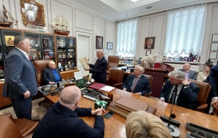«Министру» иностранных дел стройкомплекса  Москвы исполнилось 100 лет